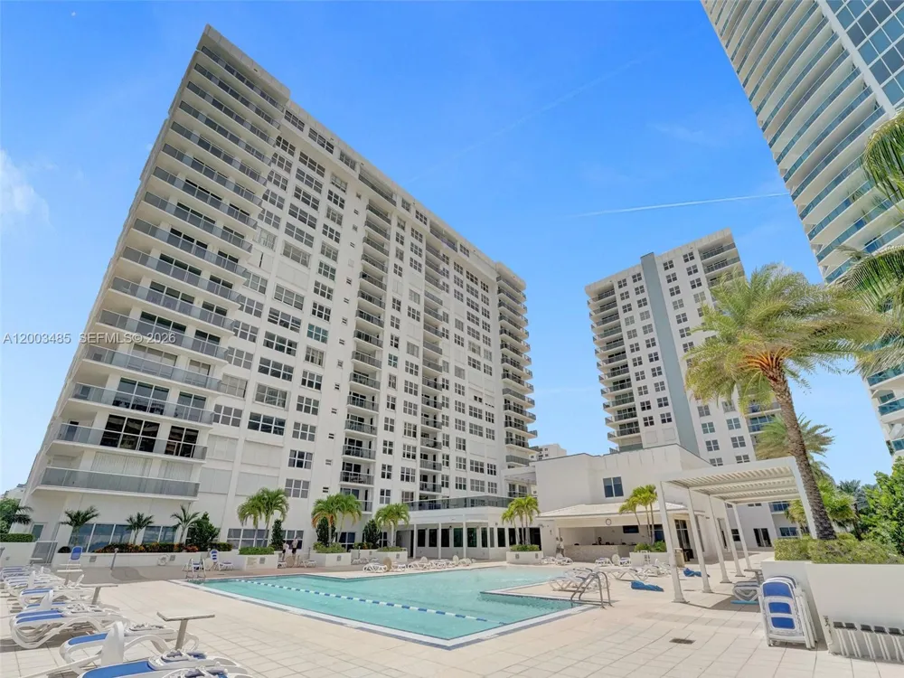 2751 S Ocean Dr #908S Hollywood, FL 33019