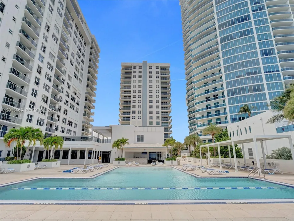 2751 S Ocean Dr #908S Hollywood, FL 33019