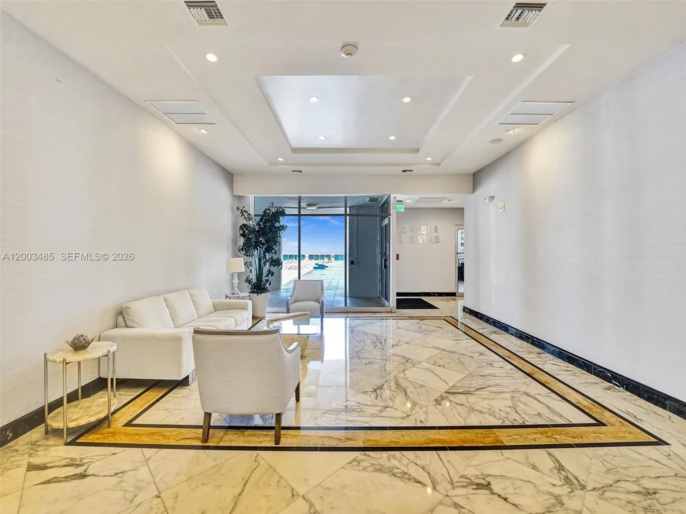 2751 S Ocean Dr #908S Hollywood, FL 33019
