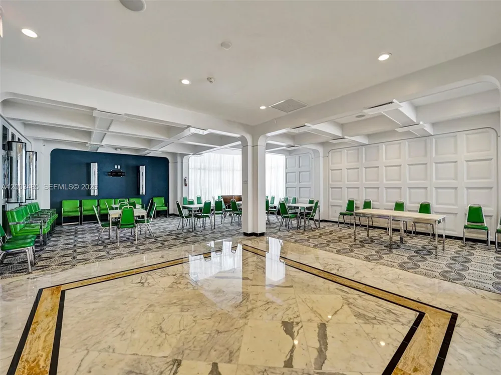 2751 S Ocean Dr #908S Hollywood, FL 33019