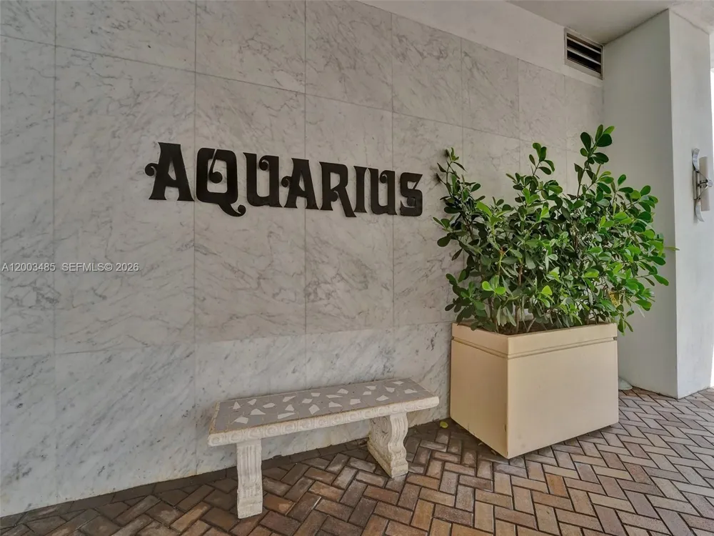 2751 S Ocean Dr #908S Hollywood, FL 33019