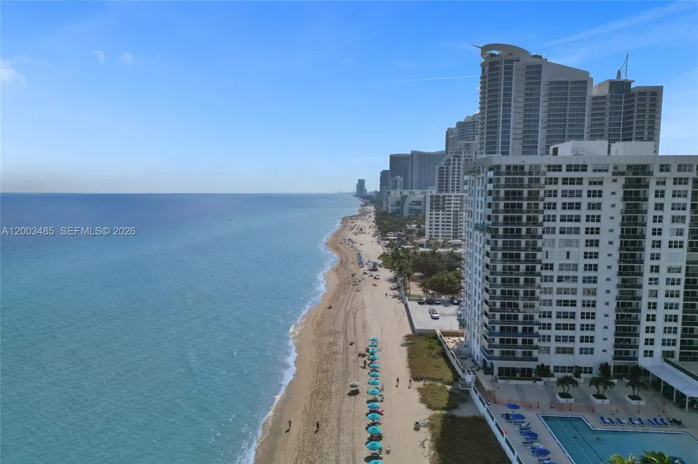 2751 S Ocean Dr #908S Hollywood, FL 33019