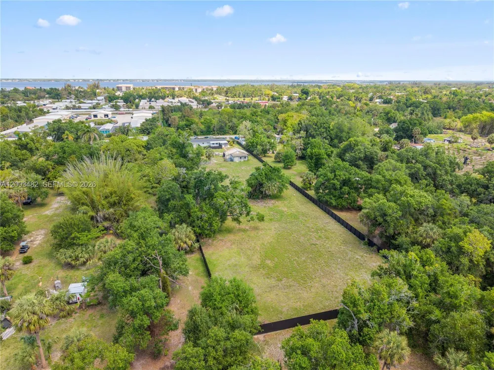 1507 Lavilla RD Other City - In The State Of Florida, FL 33950