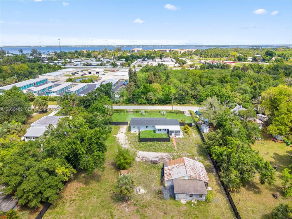 1507 Lavilla RD Other City - In The State Of Florida, FL 33950