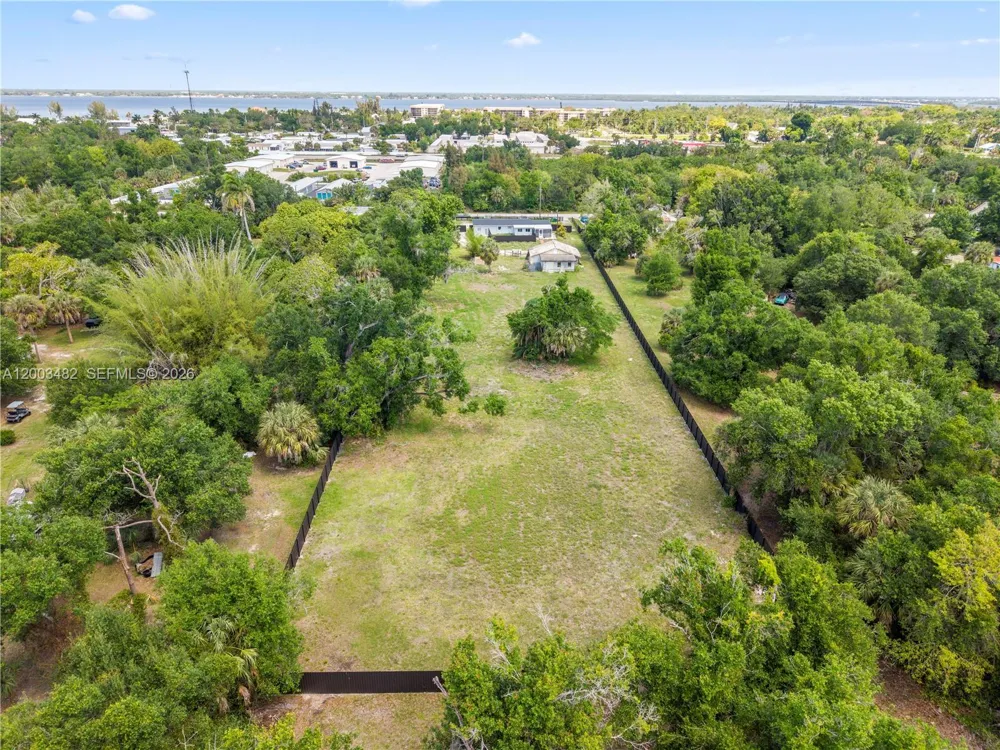 1507 Lavilla RD Other City - In The State Of Florida, FL 33950