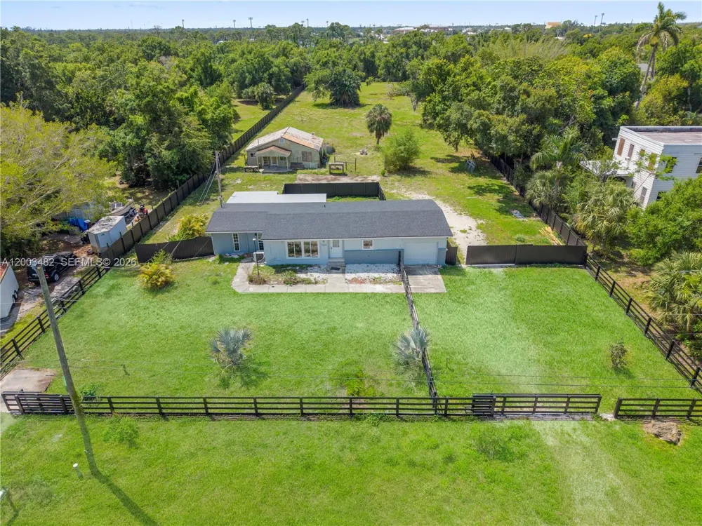 1507 Lavilla RD Other City - In The State Of Florida, FL 33950