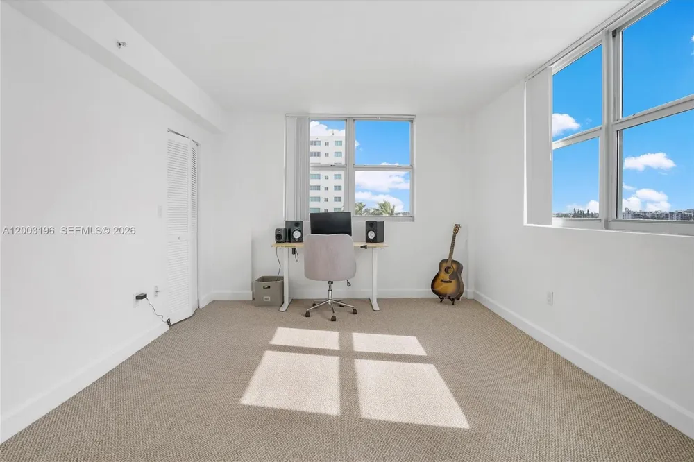 7501 E Treasure Dr #4EF North Bay Village, FL 33141