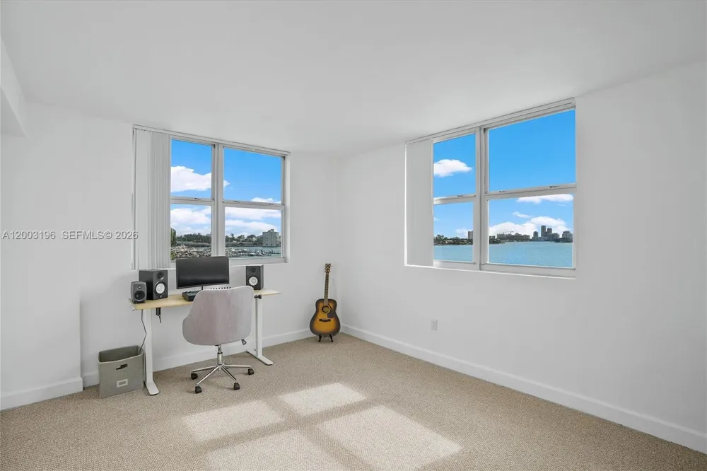 7501 E Treasure Dr #4EF North Bay Village, FL 33141