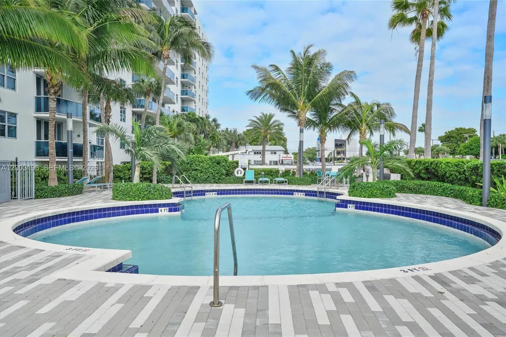 7501 E Treasure Dr #4EF North Bay Village, FL 33141