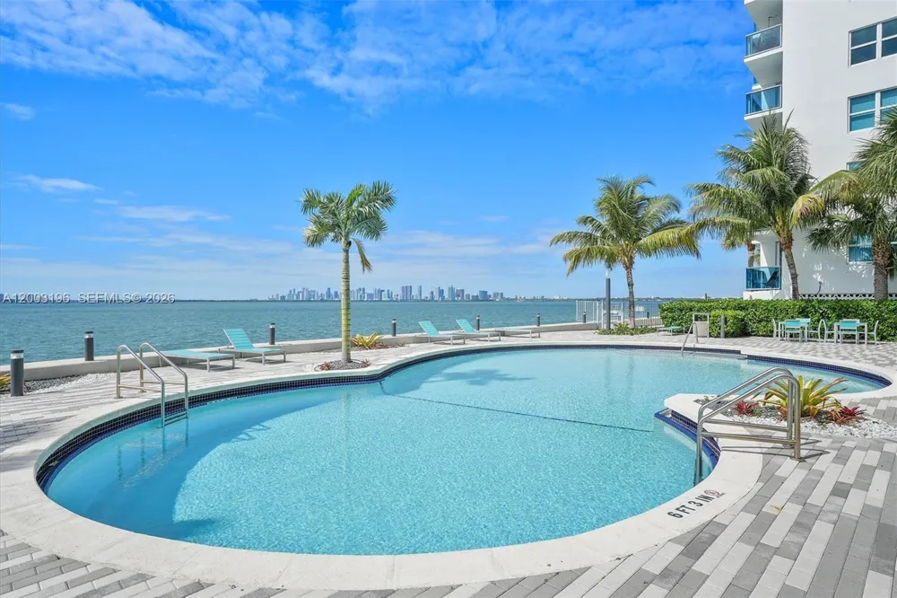 7501 E Treasure Dr #4EF North Bay Village, FL 33141