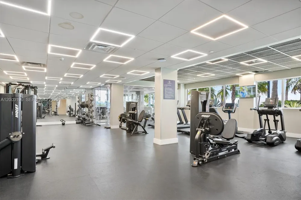 7501 E Treasure Dr #4EF North Bay Village, FL 33141