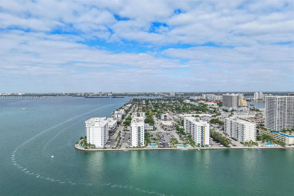 7501 E Treasure Dr #4EF North Bay Village, FL 33141