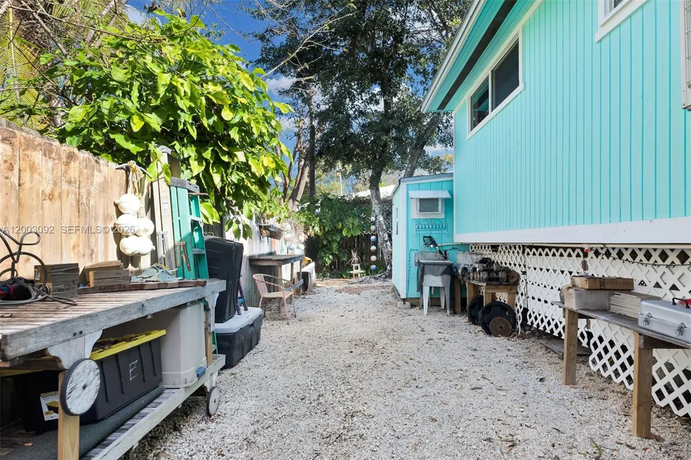 14 Bonita Ave Key Largo, FL 33037