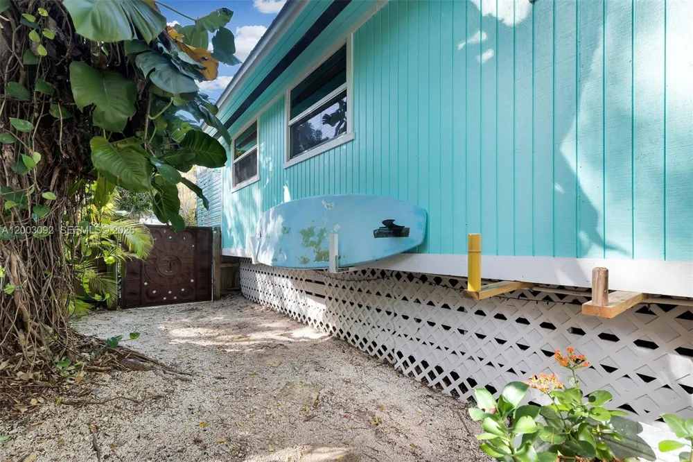 14 Bonita Ave Key Largo, FL 33037