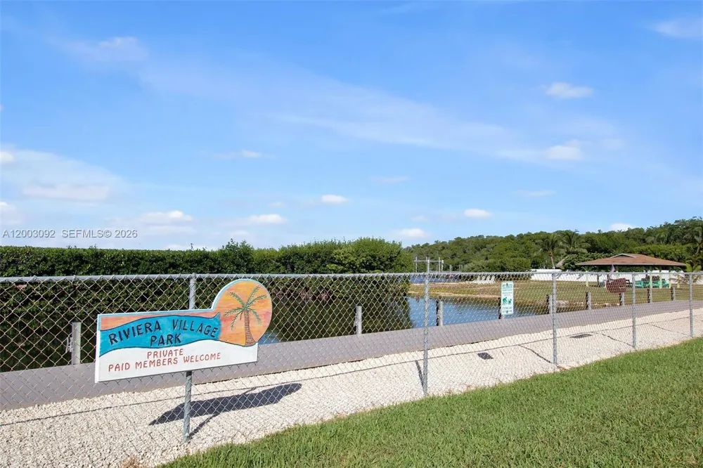 14 Bonita Ave Key Largo, FL 33037