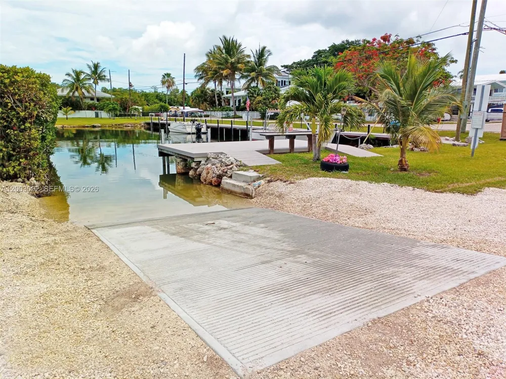 14 Bonita Ave Key Largo, FL 33037