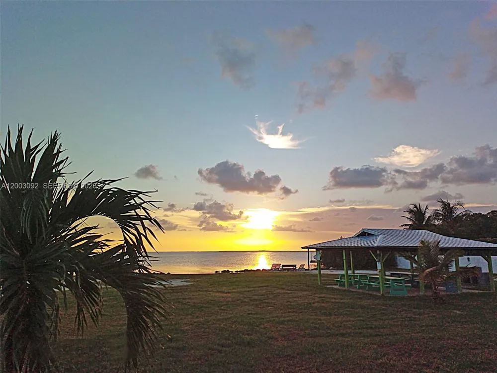 14 Bonita Ave Key Largo, FL 33037