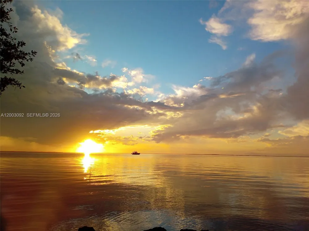 14 Bonita Ave Key Largo, FL 33037