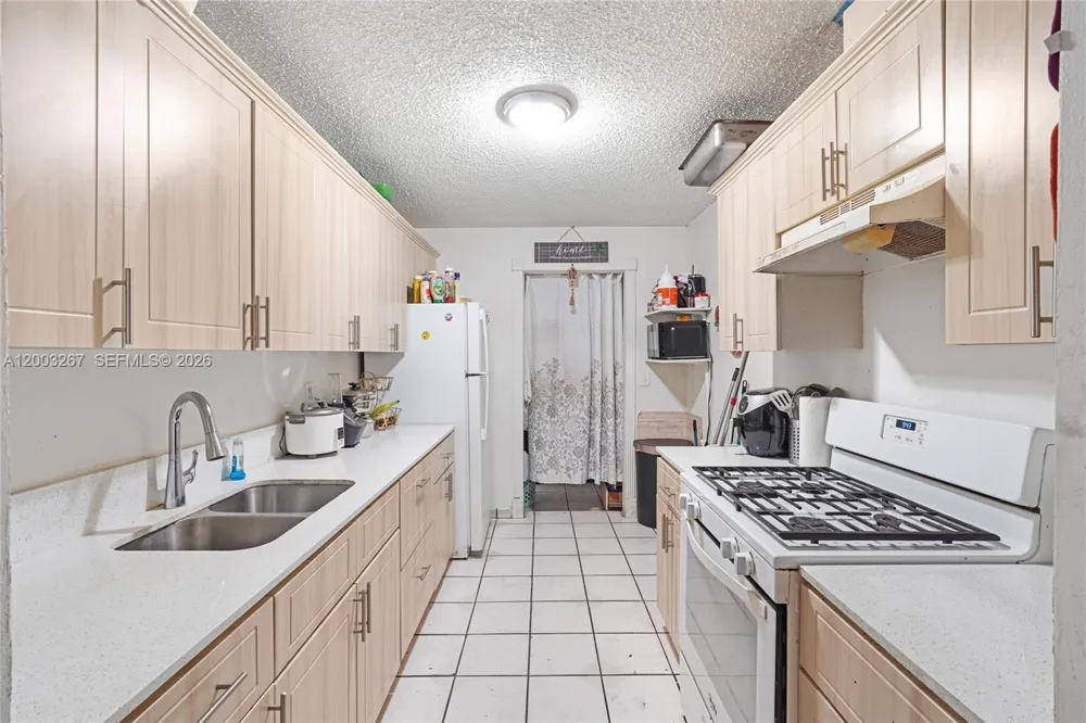 18804 NW 46th Ave Miami Gardens, FL 33055