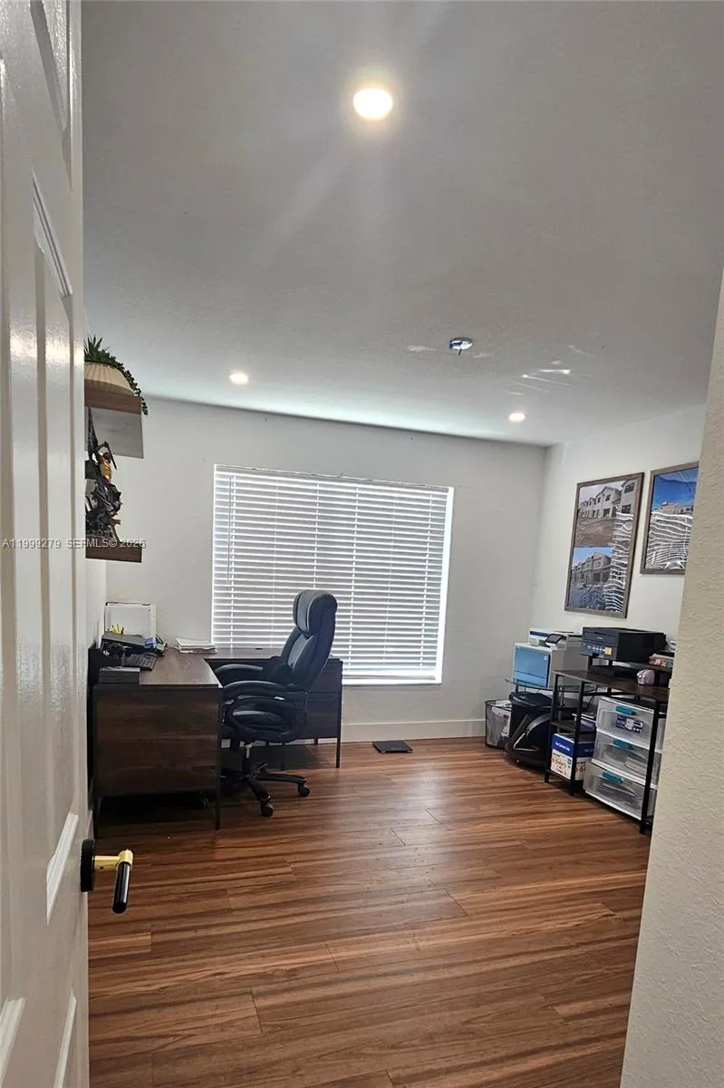 17088 NW 19th St Pembroke Pines, FL 33028