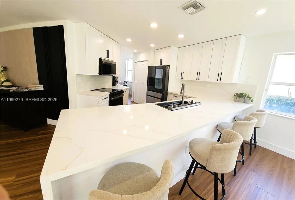 17088 NW 19th St Pembroke Pines, FL 33028