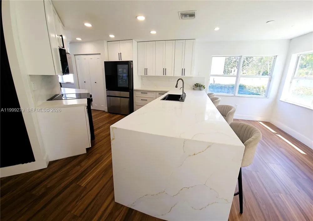 17088 NW 19th St Pembroke Pines, FL 33028