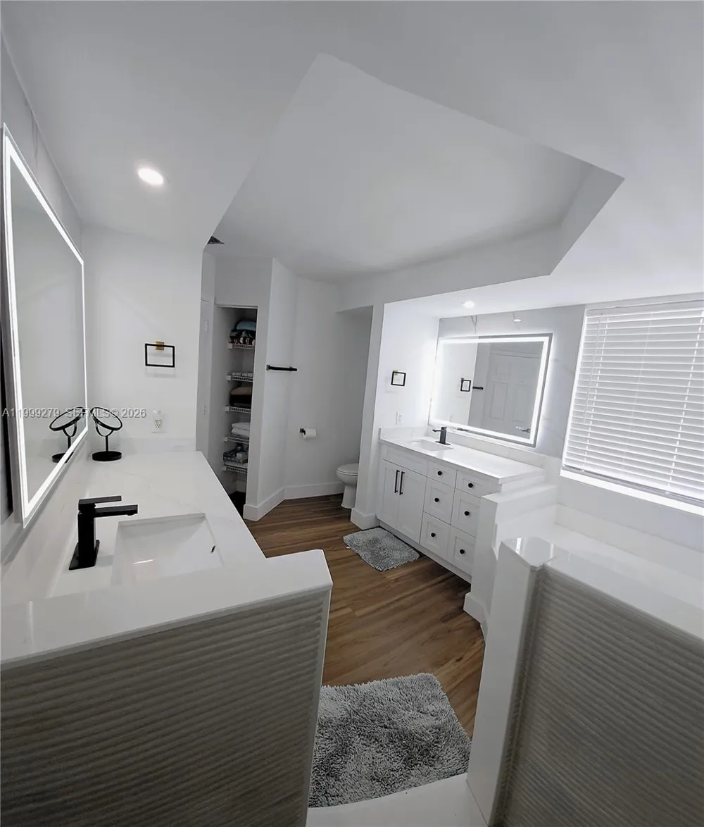 17088 NW 19th St Pembroke Pines, FL 33028