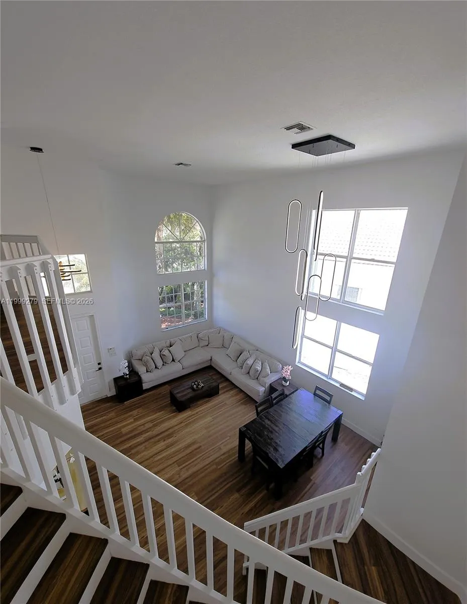 17088 NW 19th St Pembroke Pines, FL 33028