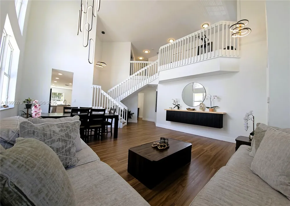 17088 NW 19th St Pembroke Pines, FL 33028