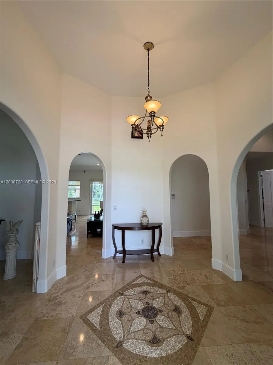 4810 SW 198th Ter Southwest Ranches, FL 33332