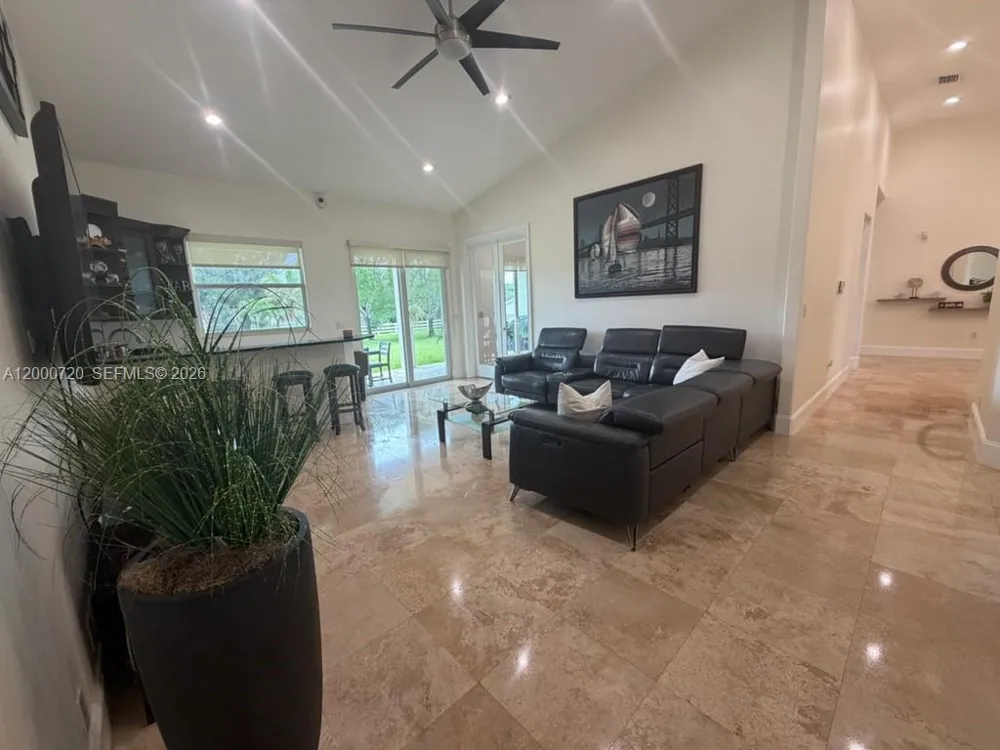 4810 SW 198th Ter Southwest Ranches, FL 33332