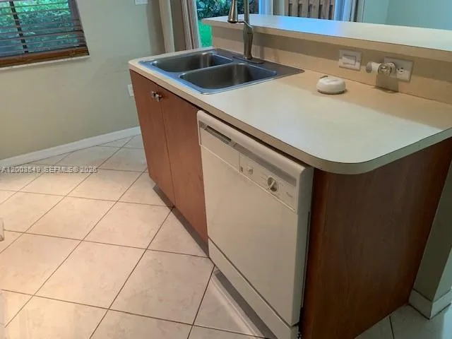 2307 Anchor Ct #4006 Dania Beach, FL 33312