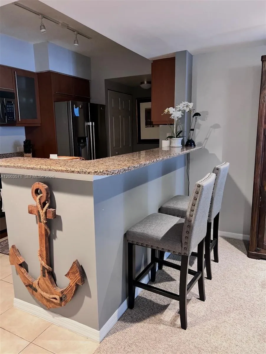 2080 S Ocean Dr #707 Hallandale Beach, FL 33009