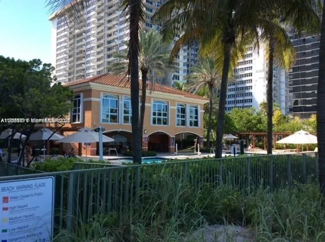 2080 S Ocean Dr #707 Hallandale Beach, FL 33009