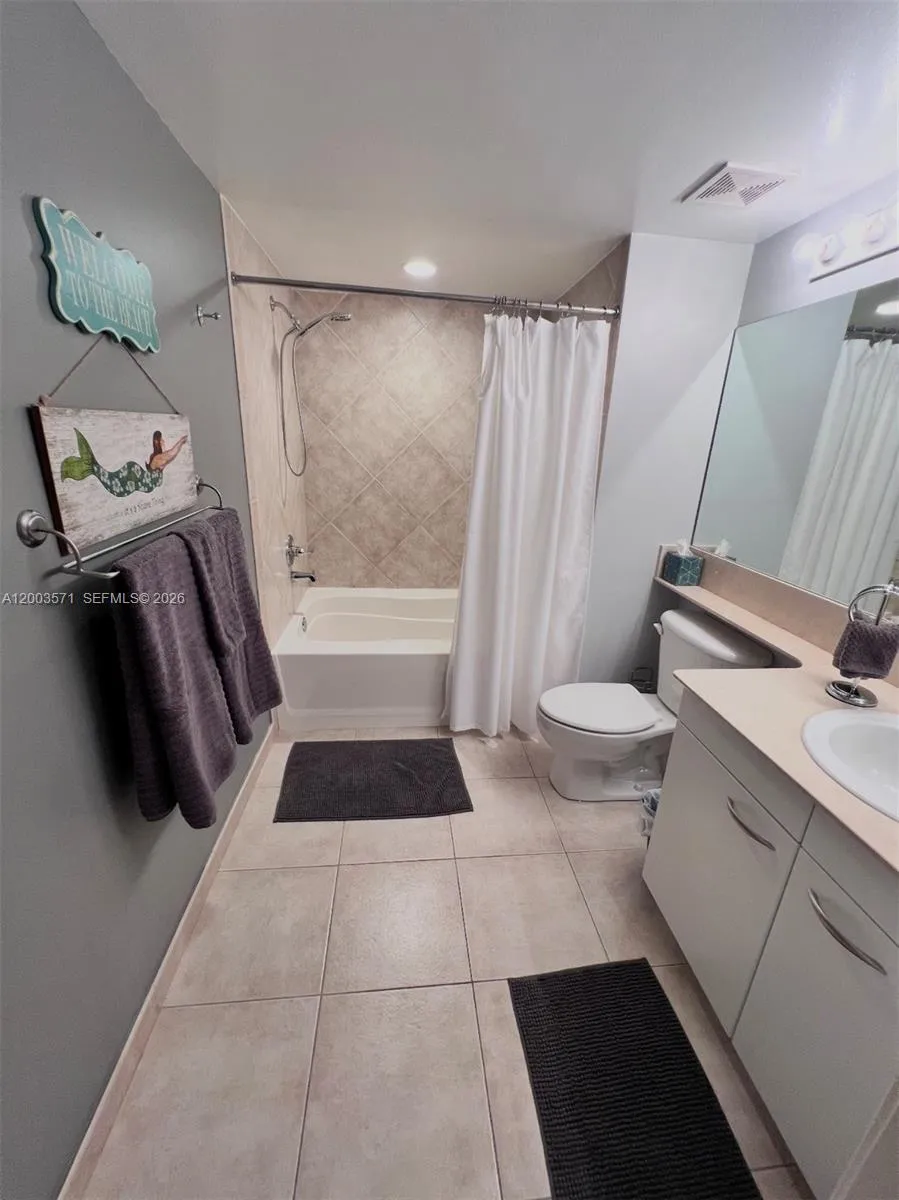 2080 S Ocean Dr #707 Hallandale Beach, FL 33009