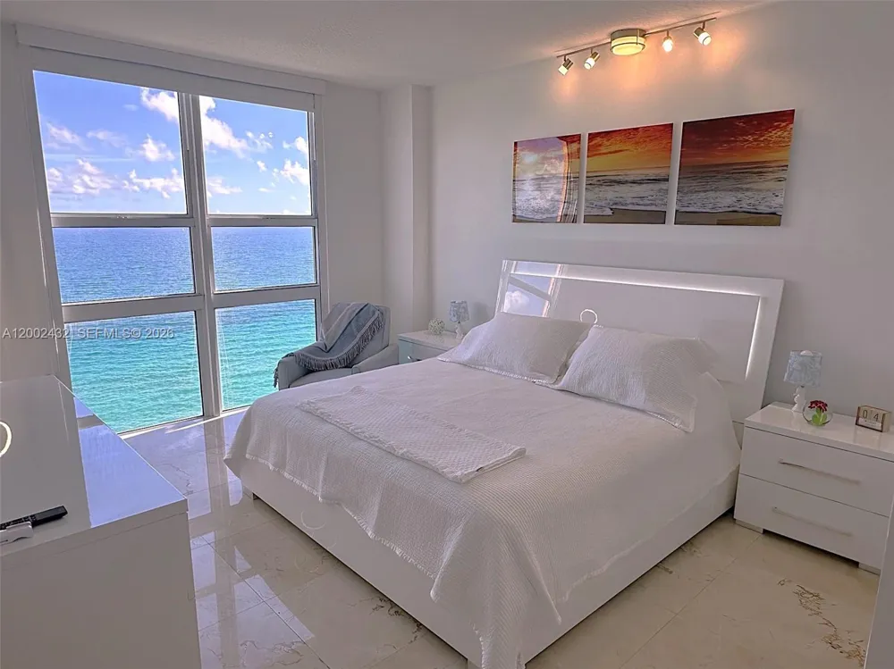 2080 S Ocean Dr #MPH12 Hallandale Beach, FL 33009