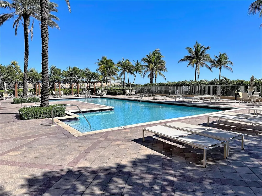 2080 S Ocean Dr #MPH12 Hallandale Beach, FL 33009