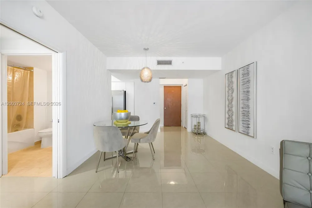 6365 Collins Ave #805 Miami Beach, FL 33141