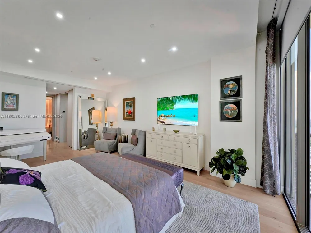 Address Not Shown Bal Harbour, FL 33154