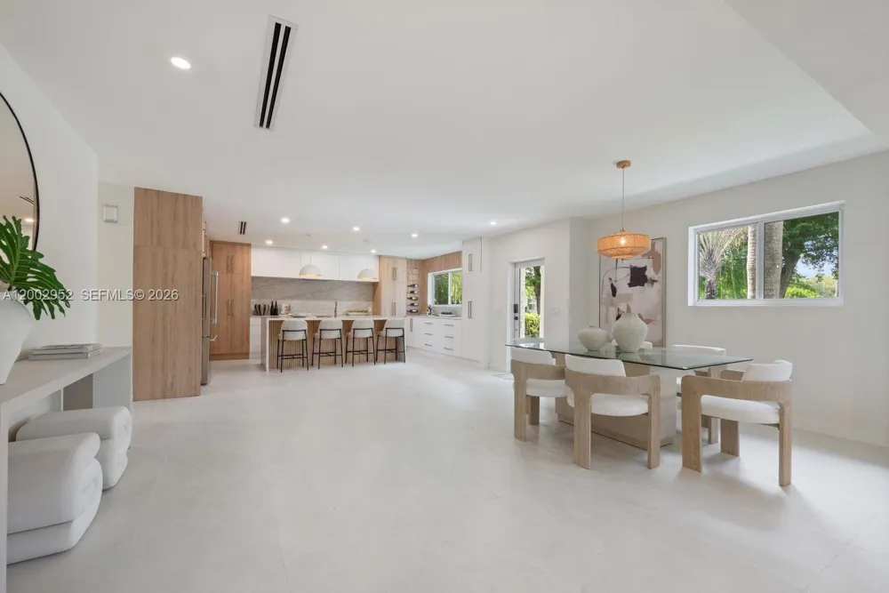 8405 SW 144th St Palmetto Bay, FL 33158