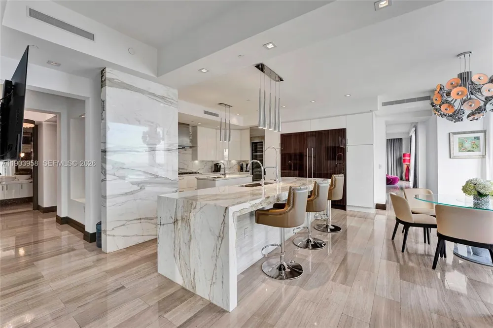 17749 Collins #1402 Sunny Isles Beach, FL 33160