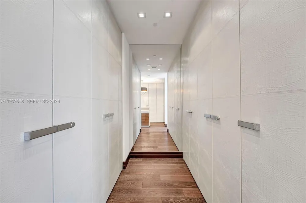 17749 Collins #1402 Sunny Isles Beach, FL 33160