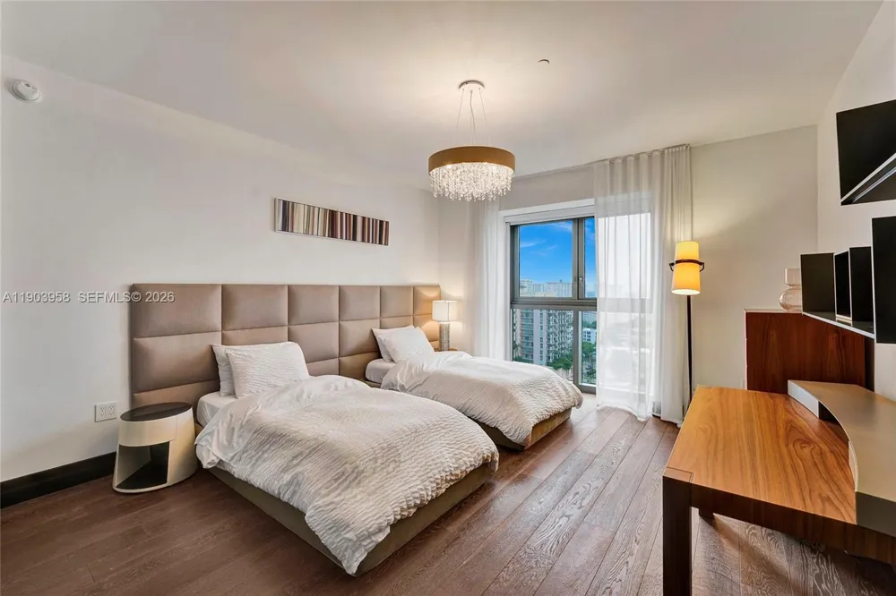 17749 Collins #1402 Sunny Isles Beach, FL 33160