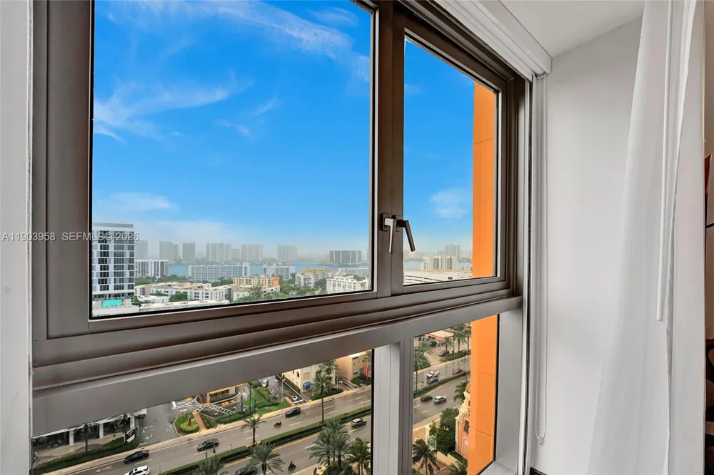 17749 Collins #1402 Sunny Isles Beach, FL 33160