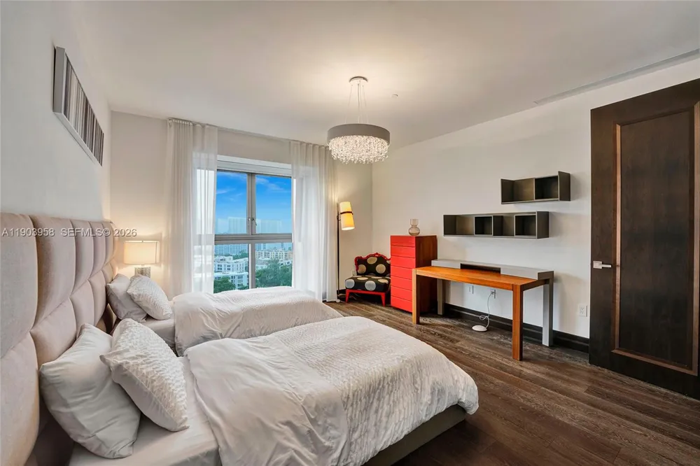 17749 Collins #1402 Sunny Isles Beach, FL 33160