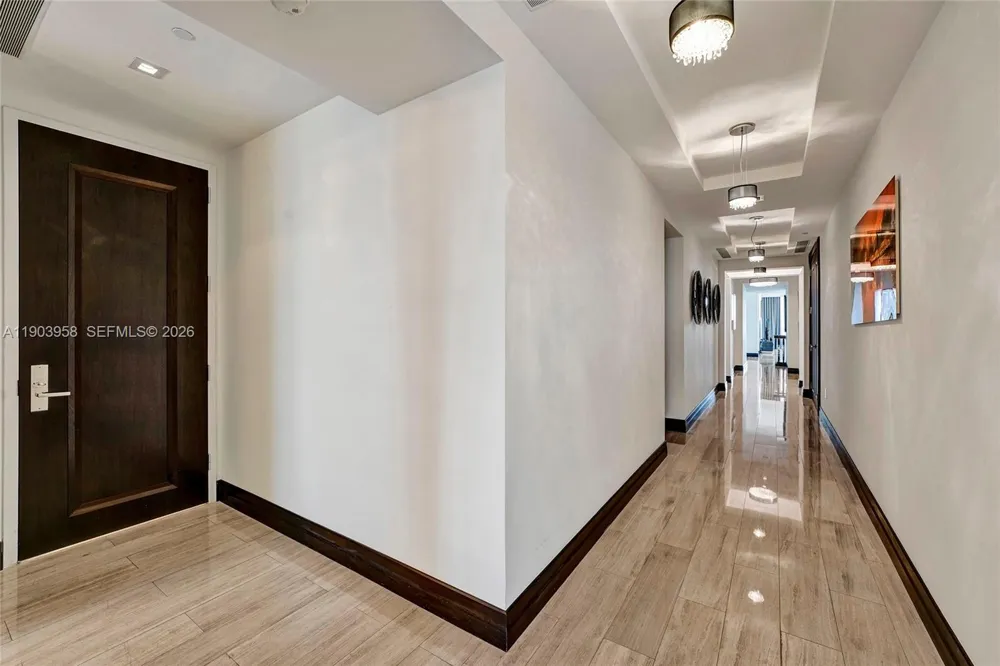 17749 Collins #1402 Sunny Isles Beach, FL 33160