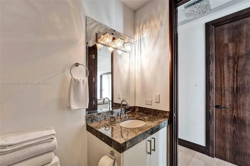 17749 Collins #1402 Sunny Isles Beach, FL 33160
