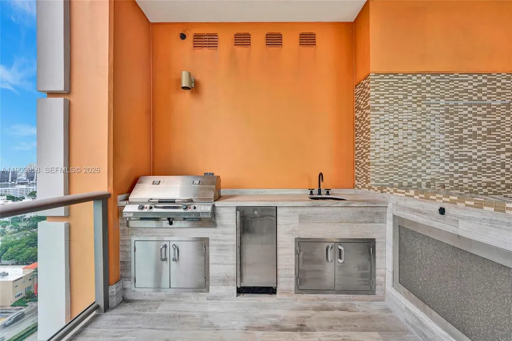 17749 Collins #1402 Sunny Isles Beach, FL 33160