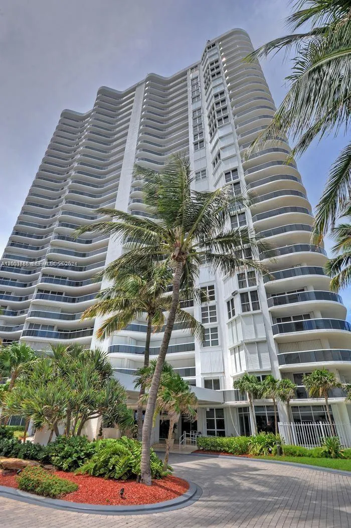 16711 Collins Ave #602 Sunny Isles Beach, FL 33160