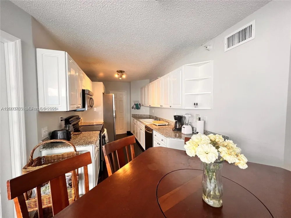 16711 Collins Ave #602 Sunny Isles Beach, FL 33160